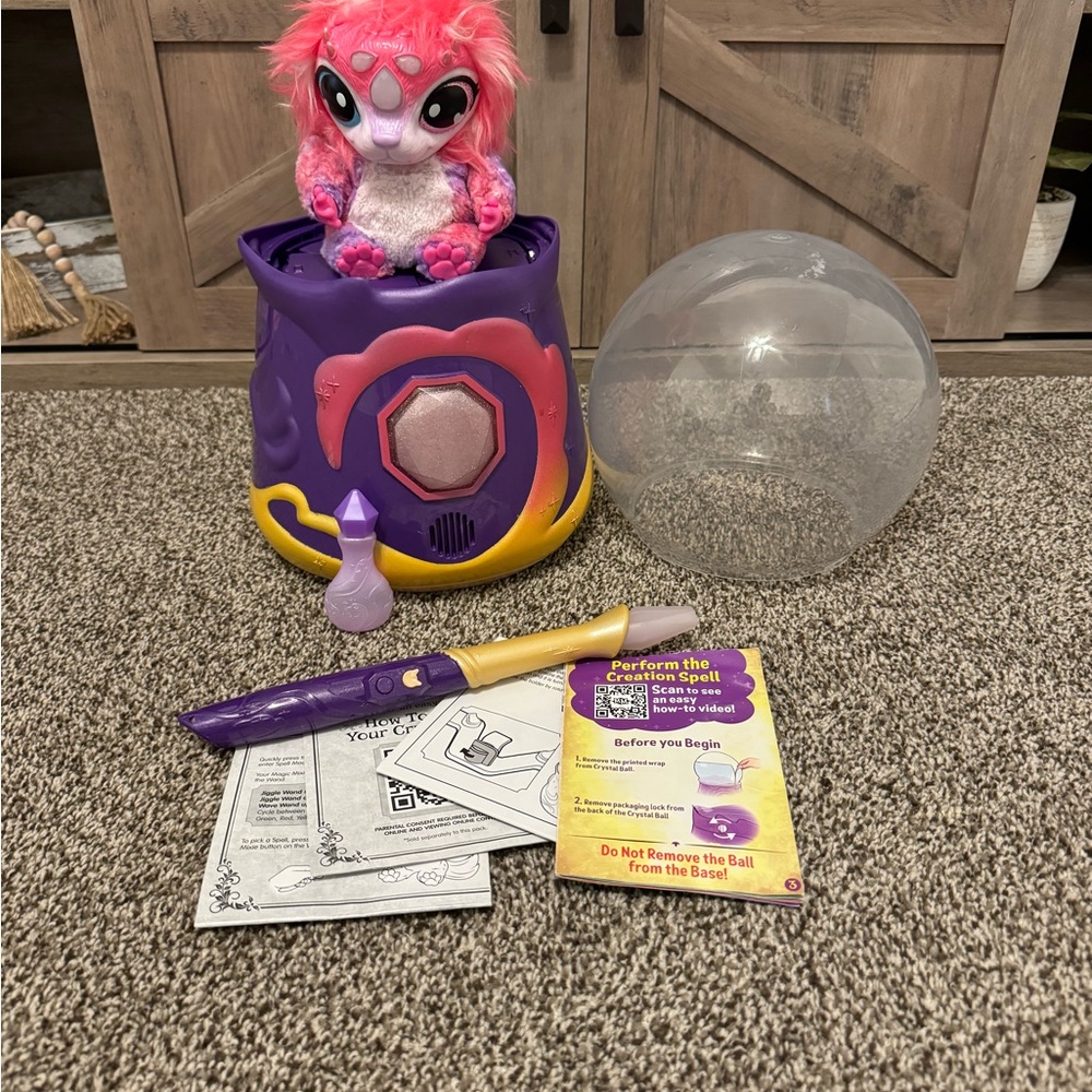 Magic Mixies Crystal Ball- Purple and Pink Interactive Toy Set